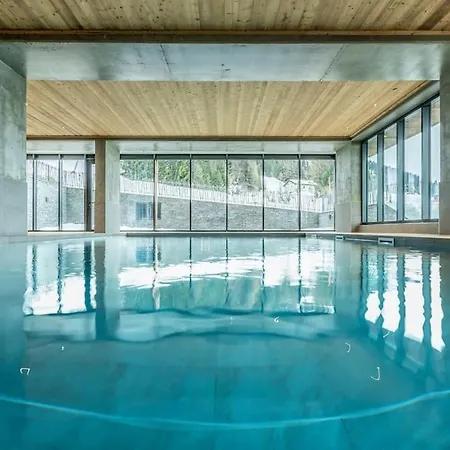 Haute Gamme Aux Pieds, Piscine, Sauna. 부르생모리스