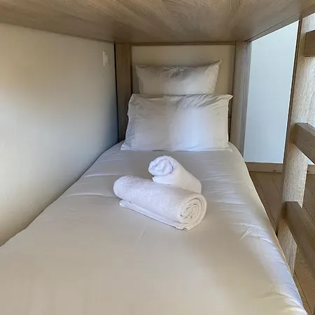 Haute Gamme Aux Pieds, Piscine, Sauna. * 부르생모리스