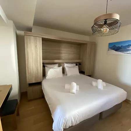 아파트 Haute Gamme Aux Pieds, Piscine, Sauna. *